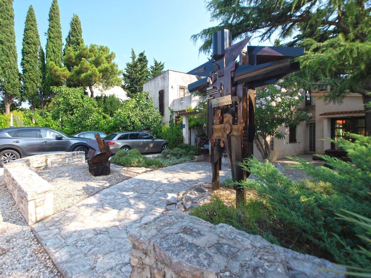 Apartments Nenad 1720 Premantura Exterior foto